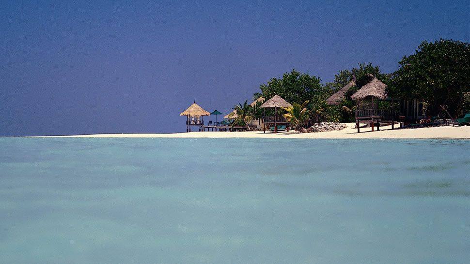 马尔代夫瓦宾法鲁悦榕庄_002783-06-villa-beach-view.jpg