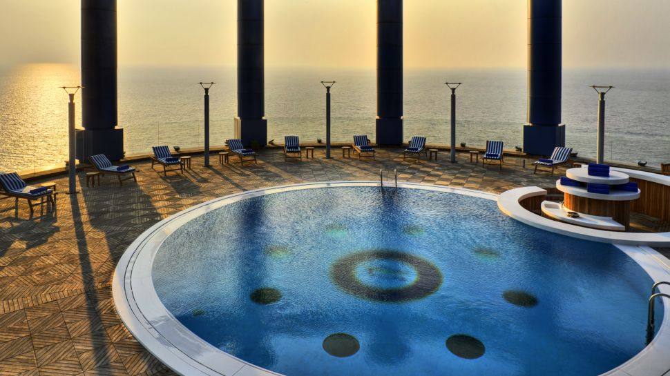 沙特阿拉伯麦加吉达紫檀滨海酒店Rosewood Corniche_002584-01-pool.jpg