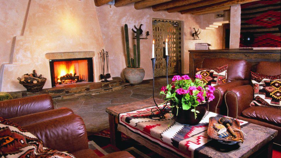 美国新墨西哥州圣达菲,阿纳萨兹酒店Inn of the Anasazi_000039-01-sitting-area-fireplace.jpg