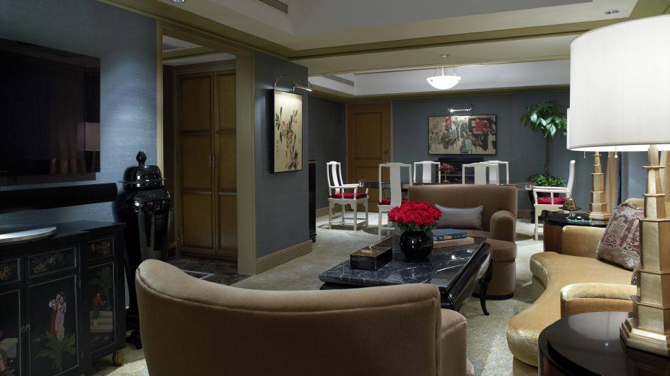 北京瑞吉酒店The St. Regis Beijing_003312-04-suite-sitting-area.jpg