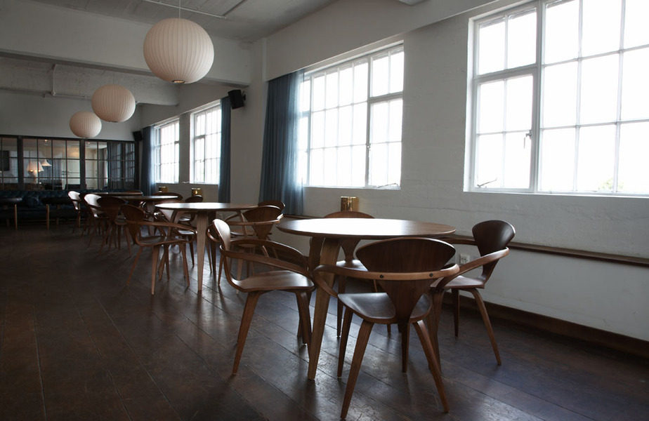 伦敦肖尔迪奇酒店Shoreditch House_Square-Bar-4(1).jpg