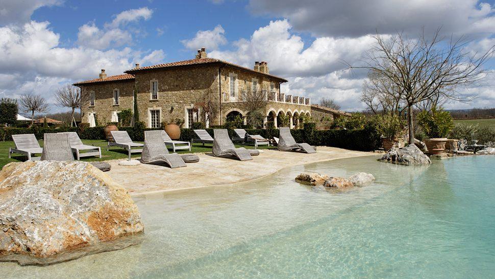 意大利锡耶纳博尔戈圣Pietro酒店Borgo Santo Pietro_007239-10-hotel-outdoor-pool-stones.jpg