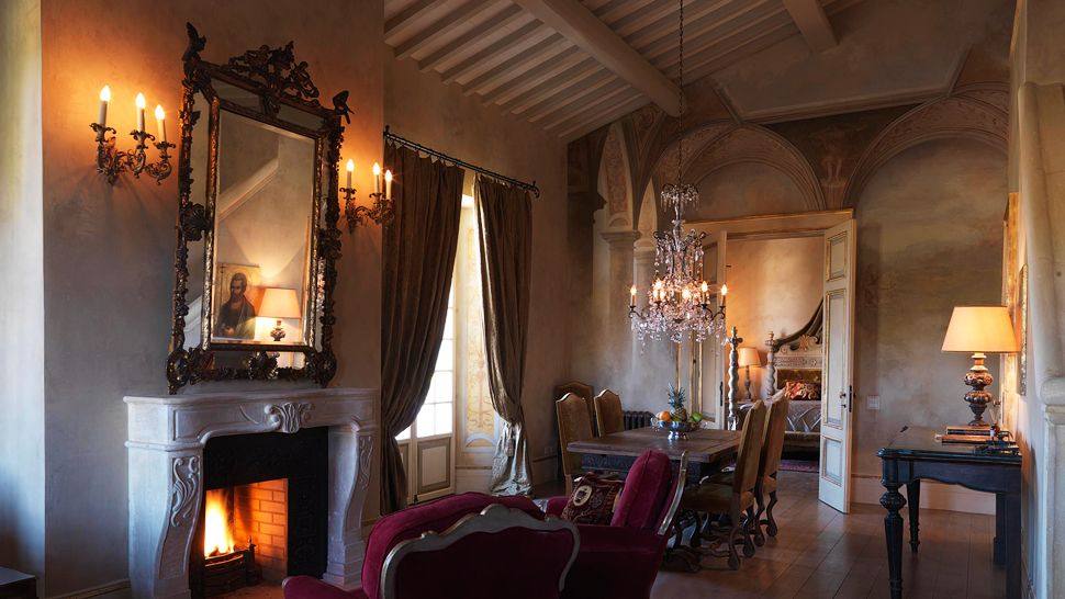 意大利锡耶纳博尔戈圣Pietro酒店Borgo Santo Pietro_007239-11-grand-suite-fireplace-living.jpg