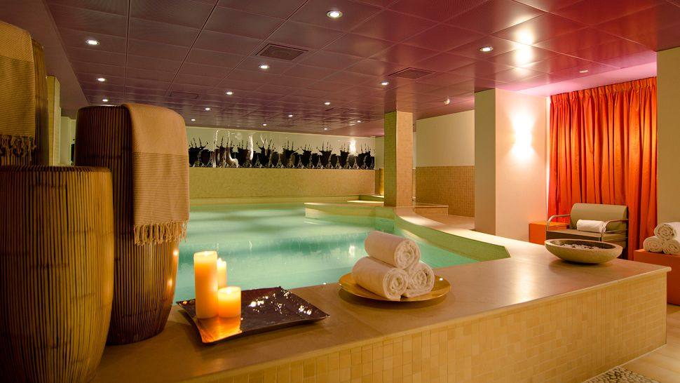 阿姆斯特丹索菲特酒店Sofitel Legend The Grand Amsterdam_002969-05-SoSPA-heated-indoor-pool-jetstream-jacuzzi.jpg