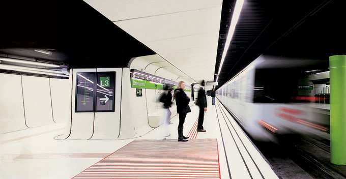 时尚空间(零售)设计一览_Metro Station Drassanes, Barcelona003.jpg