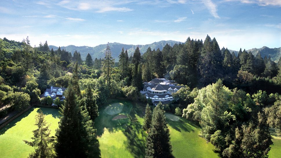 加利福尼亚州圣赫勒拿Meadowood纳帕谷_000111-01-exterior-aerial-forest.jpg