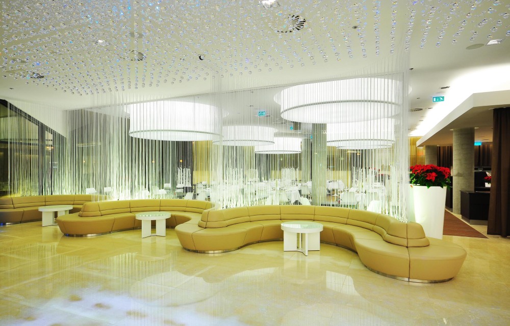 斯洛文尼亚 Gate one hotel_27754082-H1-Foyer.jpg