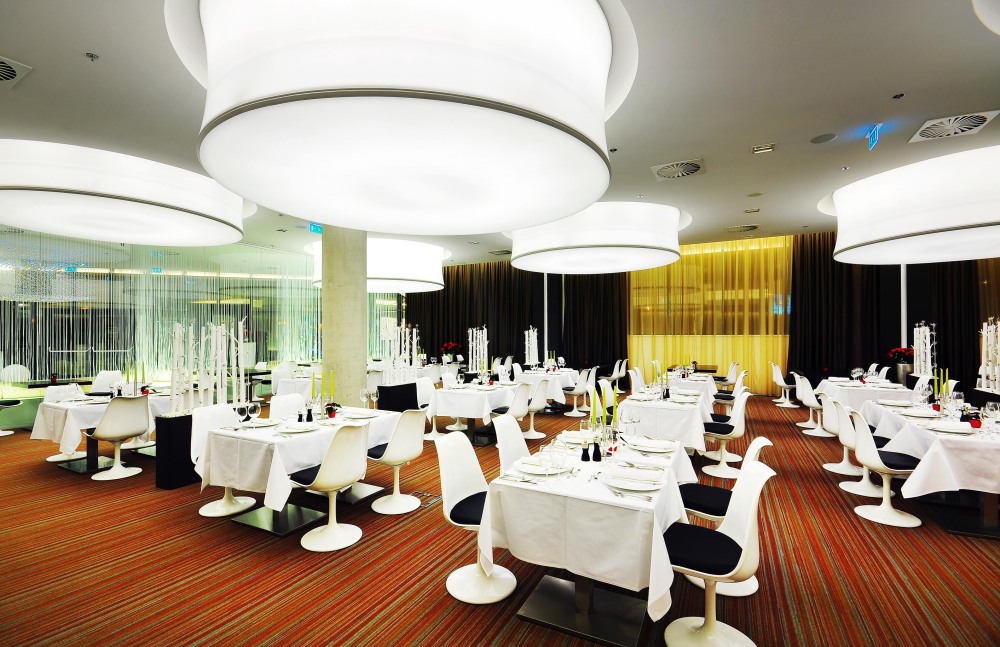 斯洛文尼亚 Gate one hotel_27754501-H1-Re拧taur谩cia 3.jpg