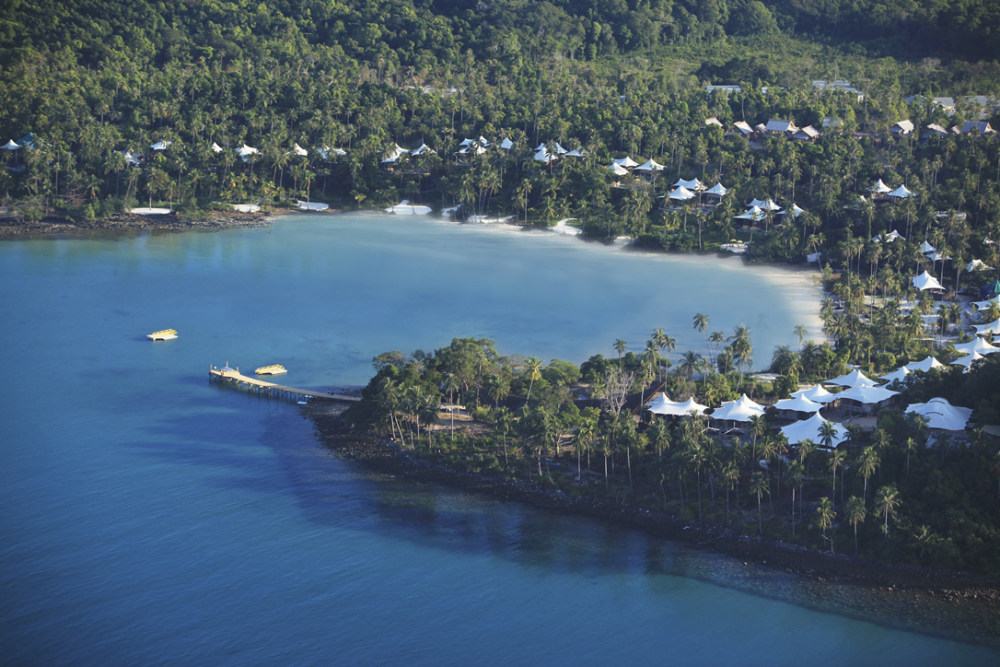 苏尼瓦琪维度假村(Soneva Kiri by Six Senses)/暹逻湾_Aerial View.jpg