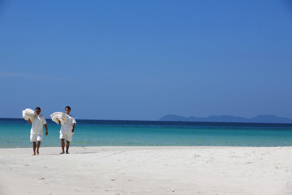 苏尼瓦琪维度假村(Soneva Kiri by Six Senses)/暹逻湾_Beach Service.jpg