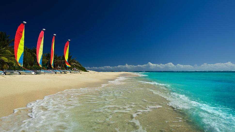 加勒比海英属维尔京群岛内克尔岛Necker Island_004746-13-cabanas-beach.jpg
