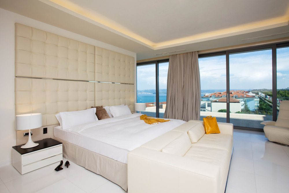 克罗地亚伊斯特拉宾斯基酒店Kempinski Hotel Adriatic Istria, Croatia_PUY1_HenryMorganbedroom_L_AS2.jpg