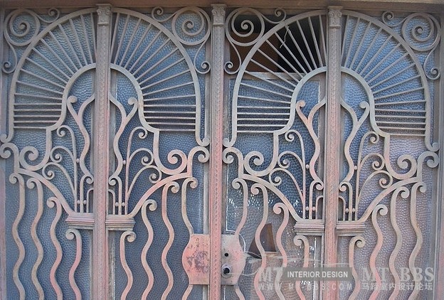 网上收罗的Art deco door_w137.jpg