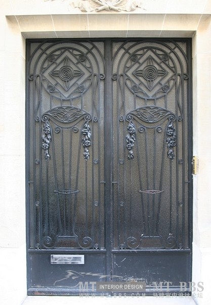 网上收罗的Art deco door_w139.jpg