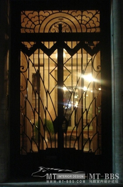 网上收罗的Art deco door_w189.jpg