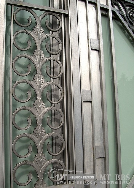 网上收罗的Art deco door_w217.jpg