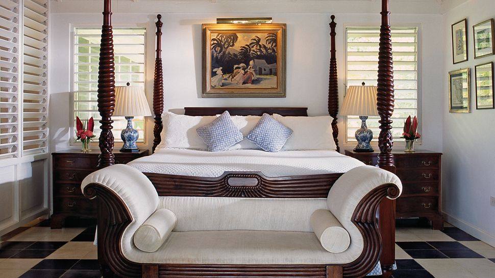 牙买加蒙特戈贝round hill hotel&villas Montego Bay, Jamaica_001504-09-bedroom-four-post-bed.jpg