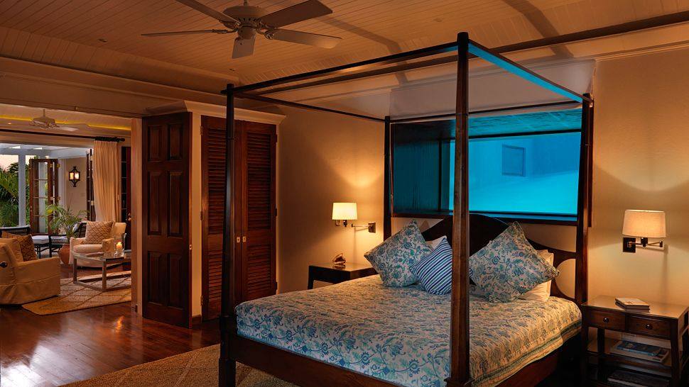 牙买加蒙特戈贝round hill hotel&villas Montego Bay, Jamaica_001504-20-villa-bedroom.jpg