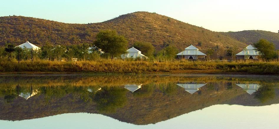 Jean Michel Gathy-安缦印伽 Aman-i-Khás_khas_tents_hp.jpg