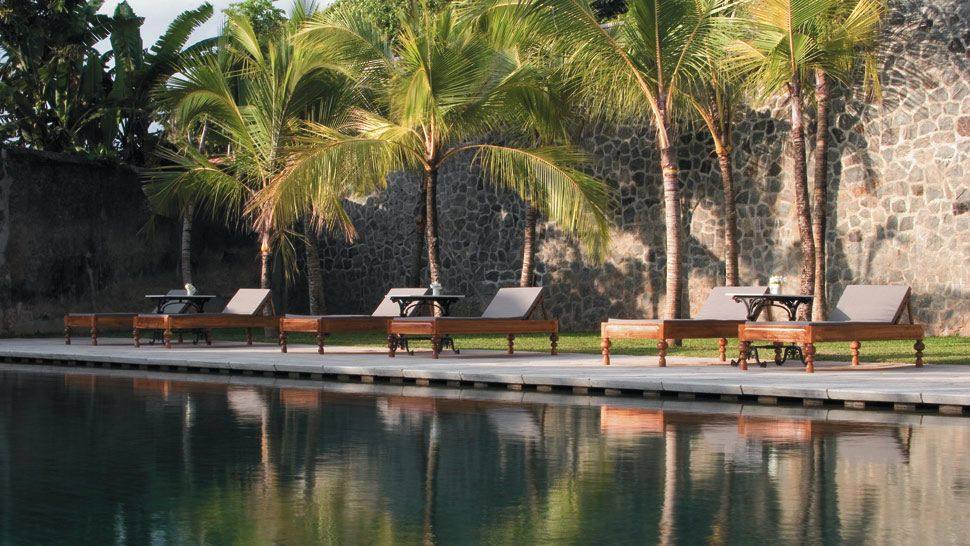 斯里兰卡加勒阿曼加拉酒店_002689-01-outdoor-walled-pool.jpg