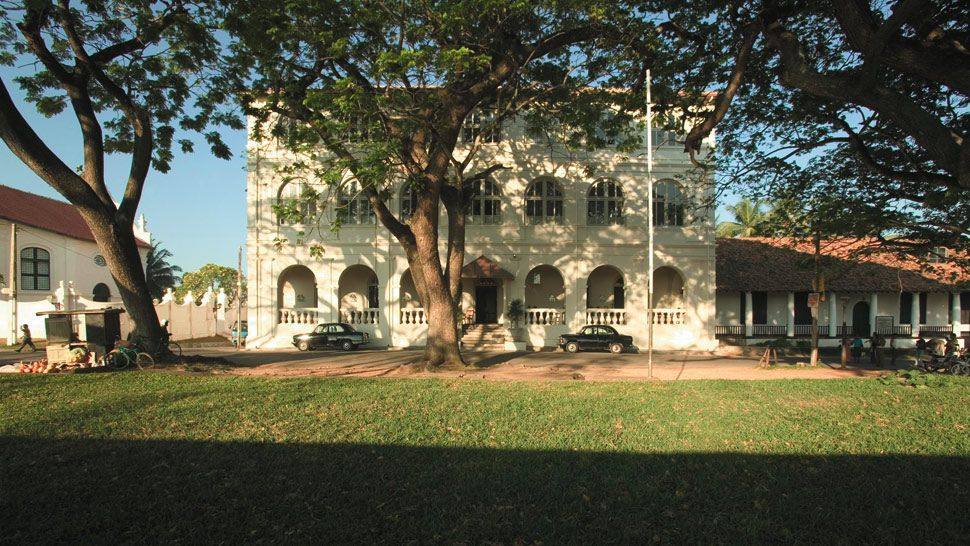 斯里兰卡加勒阿曼加拉酒店_002689-03-hotel-exterior-entrance.jpg