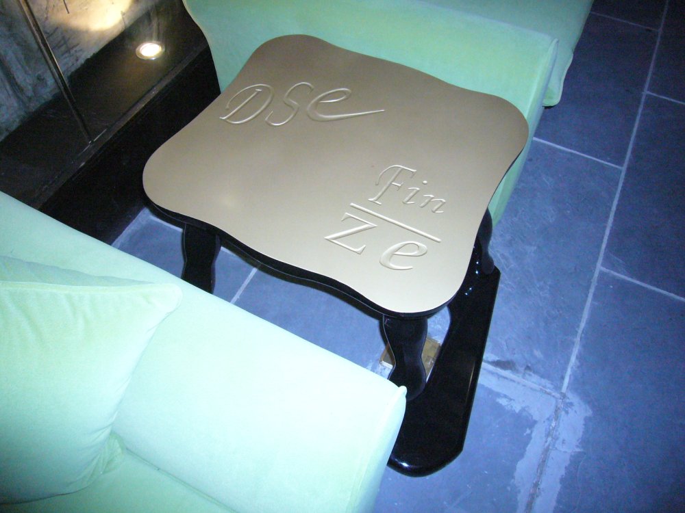 2008年我公司制作的成都宽窄巷子《三块砖会所》家具_P1060095.JPG