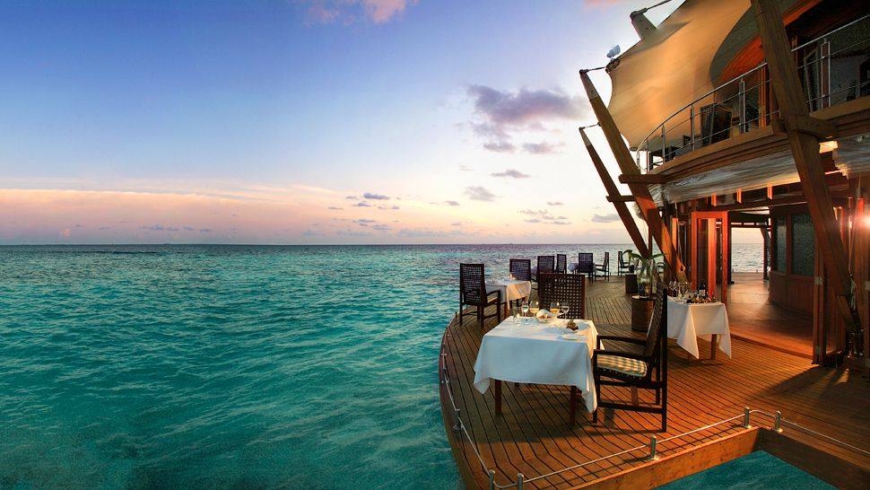 马尔代夫北马累环礁巴罗什岛度假村 Baros Maldives_007849-06-dining-The_Lighthouse.jpg