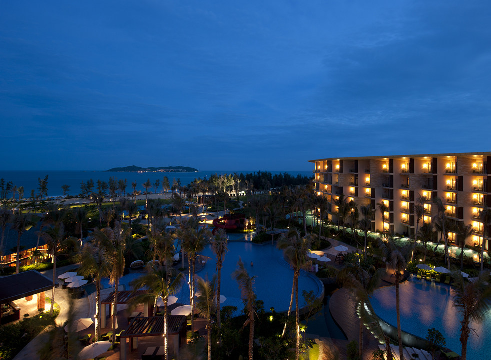 三亚海棠湾希尔顿逸林度假酒店(Doubletree Resort by Hilton Sanya)(CCD)_Resort Exterior_DT_2011 (4).jpg