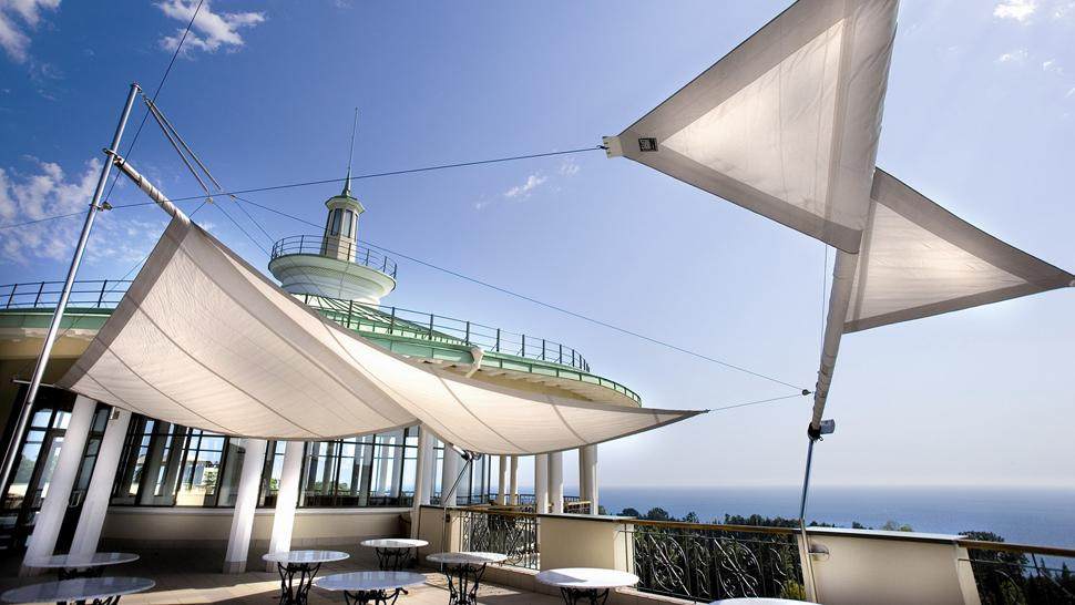 俄罗斯索契罗迪纳温泉大酒店The Grand Hotel & Spa Rodina_005195-04-rooftop-sails.jpg