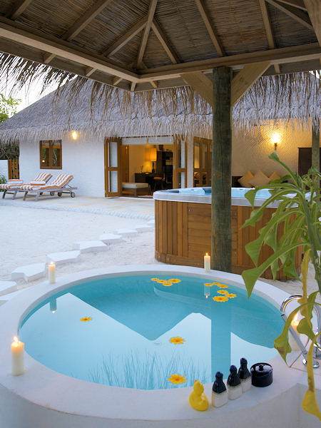 马尔代夫滨海别墅水疗度假村Island Hideaway at Dhonakulhi Maldives_gardenvilla-002.jpg