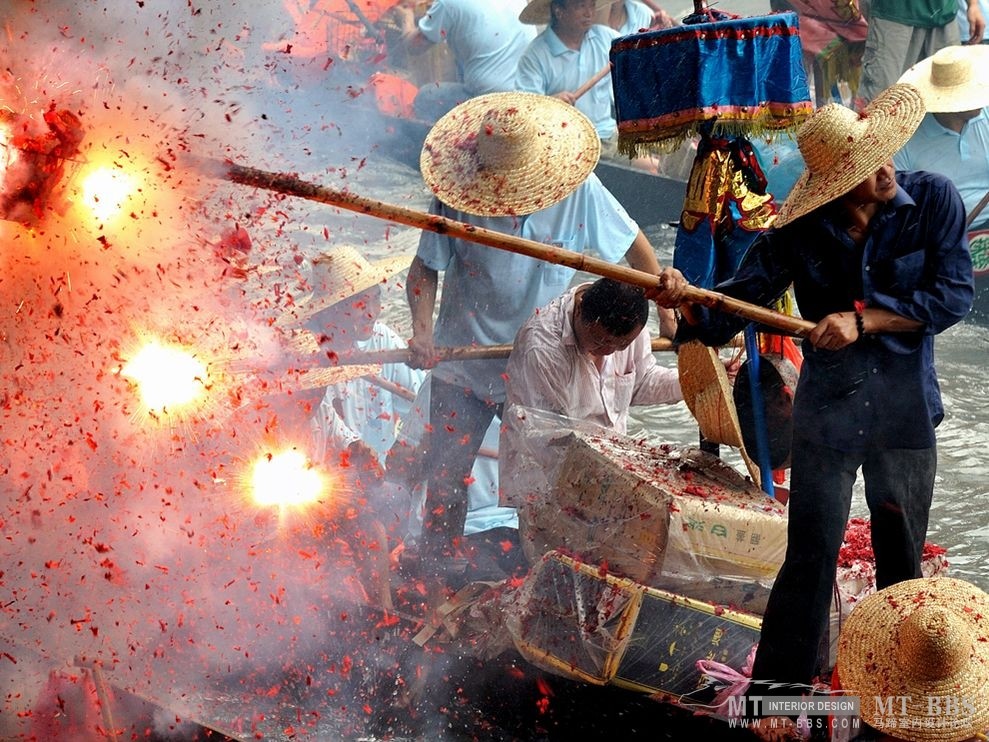 美国国家地理杂志照片精选_中国广州庆祝端午节.jpg