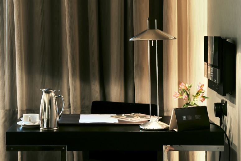 西班牙哈瓦那丝绸大酒店(Silken Gran Havana Hotel)_20 Escritorio Habitacion Gran Hotel Havana(1).jpg