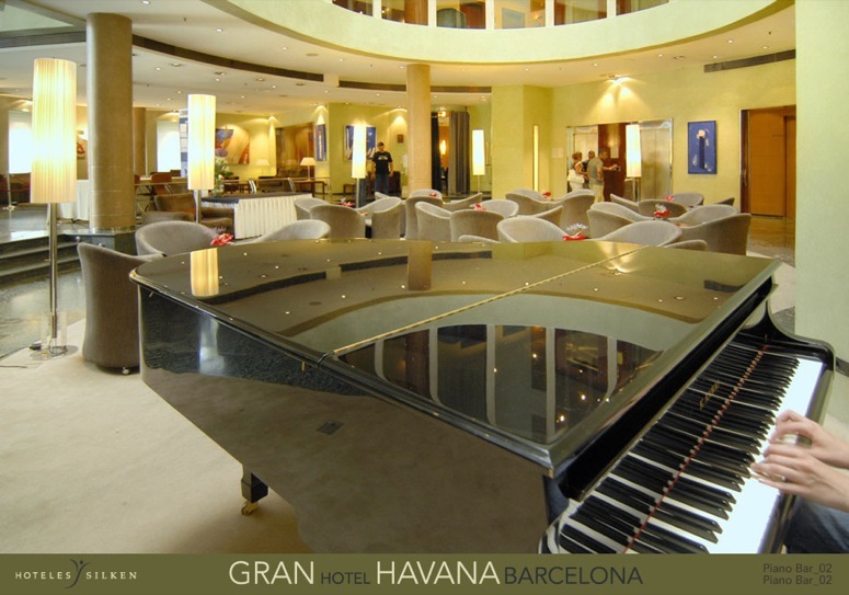 西班牙哈瓦那丝绸大酒店(Silken Gran Havana Hotel)_28 la Cupula Piano Bar Gran Hotel  Havana(1).jpg