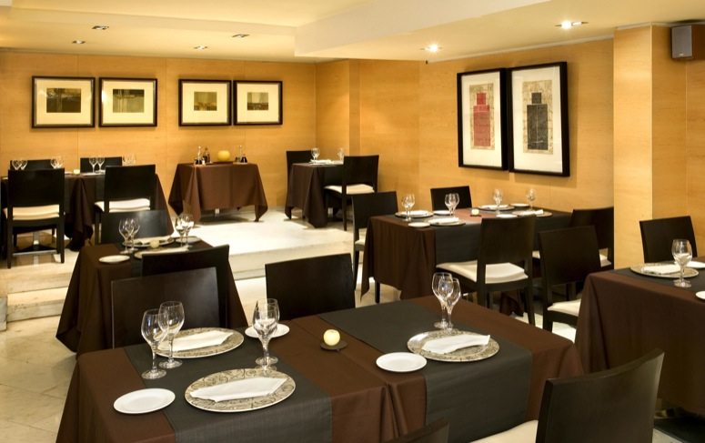 西班牙巴塞隆纳silken concordia酒店_Restaurante Silken Concordia Barcelona(1).jpg