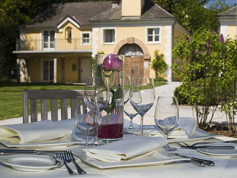 奥地利萨尔茨堡卡斯泰拉尼酒店Hotel Castellani  Salzburg  Austria_8__a-la-carte_Restaurant_Salieri_Terrasse_Terrace.jpg