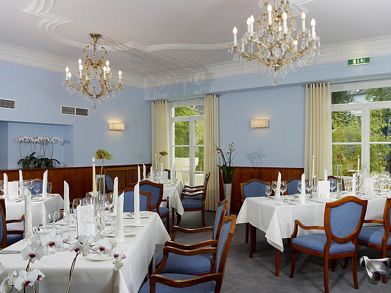 奥地利萨尔茨堡卡斯泰拉尼酒店Hotel Castellani  Salzburg  Austria_10__Restaurant_Eschenbach_Blauer_Salon_Blue_Salon.jpg