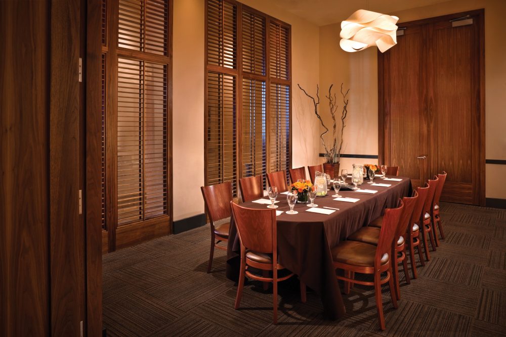 美国一精品酒店--Hotel Adagio by MCCARTAN_Adagio_MeetingRoom_ElCortez_high.jpg