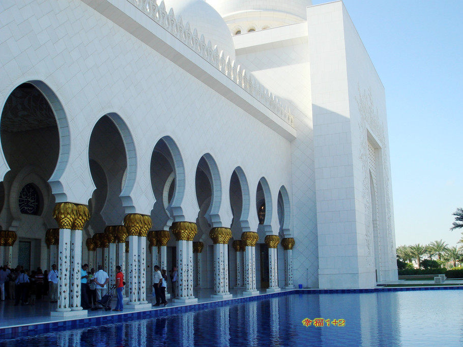 阿布扎比扎耶德清真寺,据说总花费为55亿美元_12.jpg