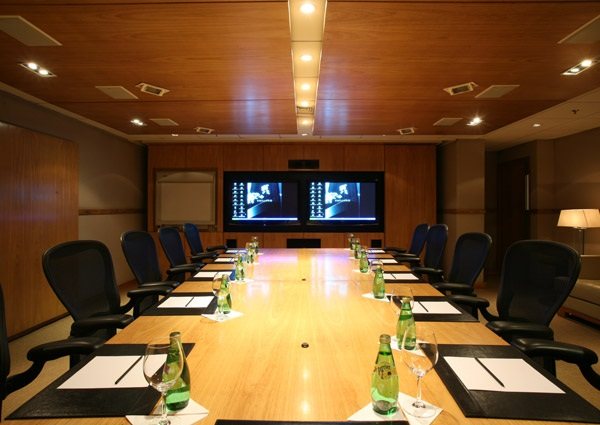 巴西圣保罗,埃米利亚诺Emiliano酒店_presentation room 1.jpg