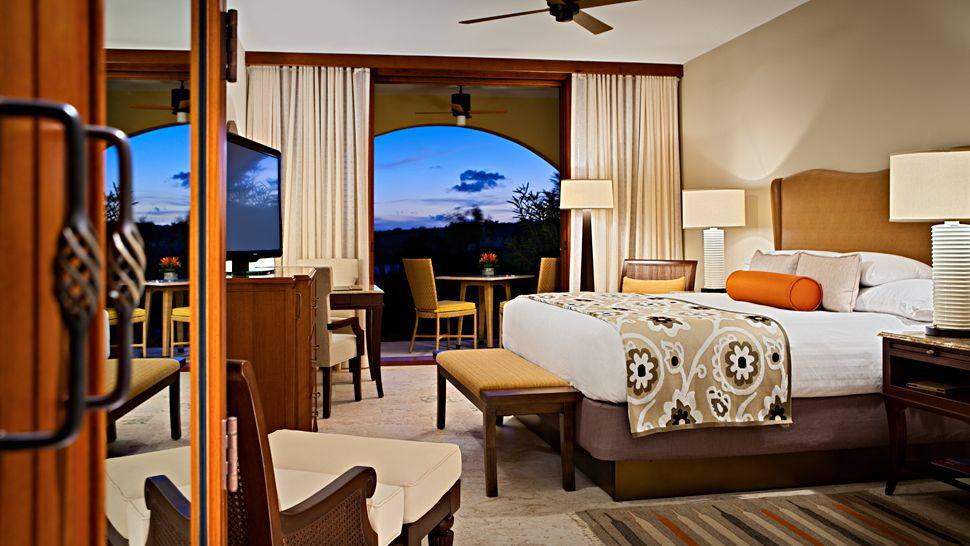 加勒比荷属安的列斯群岛,库拉索凯悦丽晶酒店Hyatt Regency Curacao_008588-03-bedroom.jpg