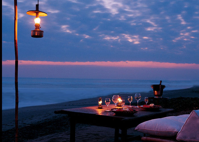 巴厘岛图古酒店_dining-full-moon-BBQ.jpg