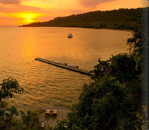 Jean Michel Gathy-安缦湾澜 Amanwana_wana_bay_view1_alb.jpg