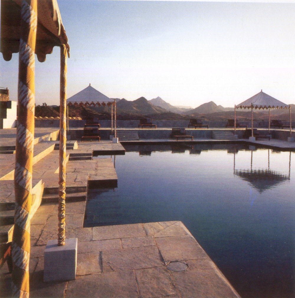印度拉贾斯坦邦乌代布尔Devi Garh_mainpool.jpg
