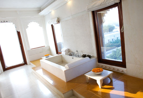 印度拉贾斯坦邦乌代布尔Devi Garh_Devi-garh-Bath.jpg