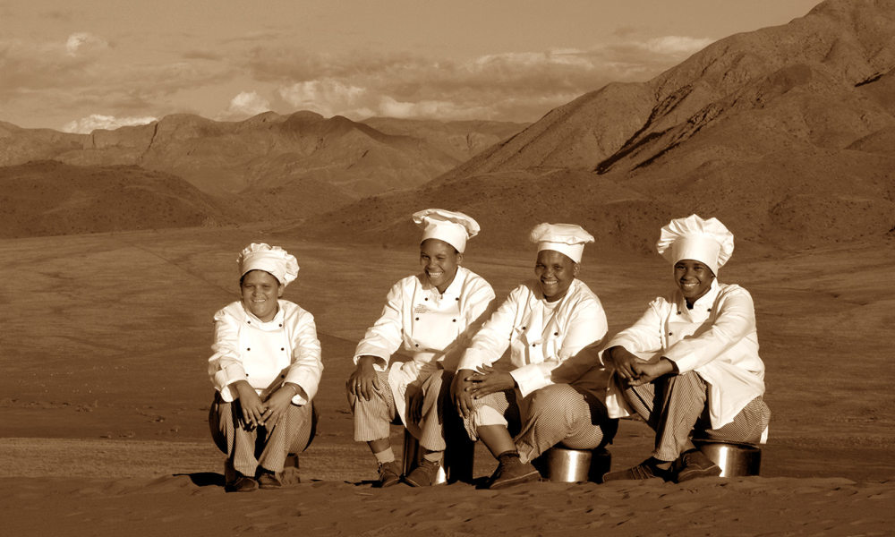 wolwedans Dunes Lodge- 纳米比亚NamibRand自然保护区_desertchefs03_1280x768.jpg