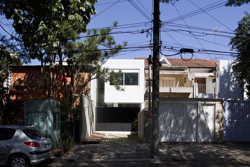 巴西圣保罗4 ×30建筑师之家/4×30 House by CR2 Arquitetos + FGMF Architects_ho_150911_02.jpg