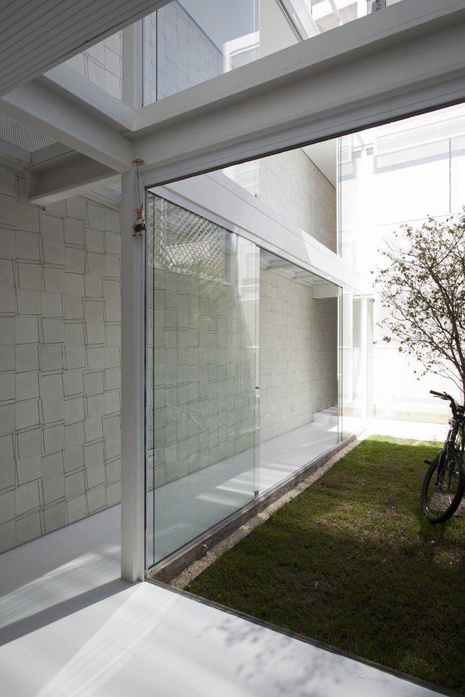巴西圣保罗4 ×30建筑师之家/4×30 House by CR2 Arquitetos + FGMF Architects_ho_150911_17.jpg