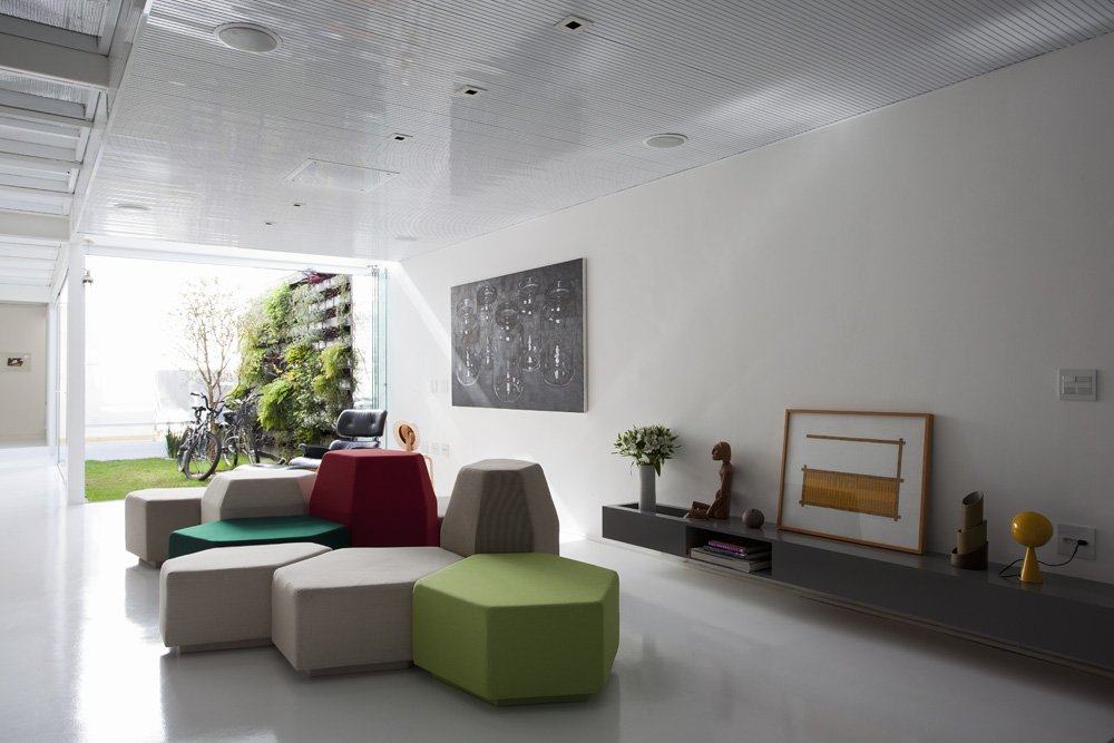 巴西圣保罗4 ×30建筑师之家/4×30 House by CR2 Arquitetos + FGMF Architects_ho_150911_22.jpg