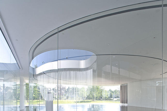 一些建筑大师的作品_美国俄亥俄州托莱多美术馆玻璃展厅—妹岛和世1