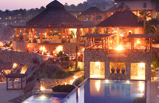 墨西哥埃斯佩朗莎度假村Esperanza, an Auberge Resort_REsperanza_Activities_0006_Hotel_Pool_Evening.jpg